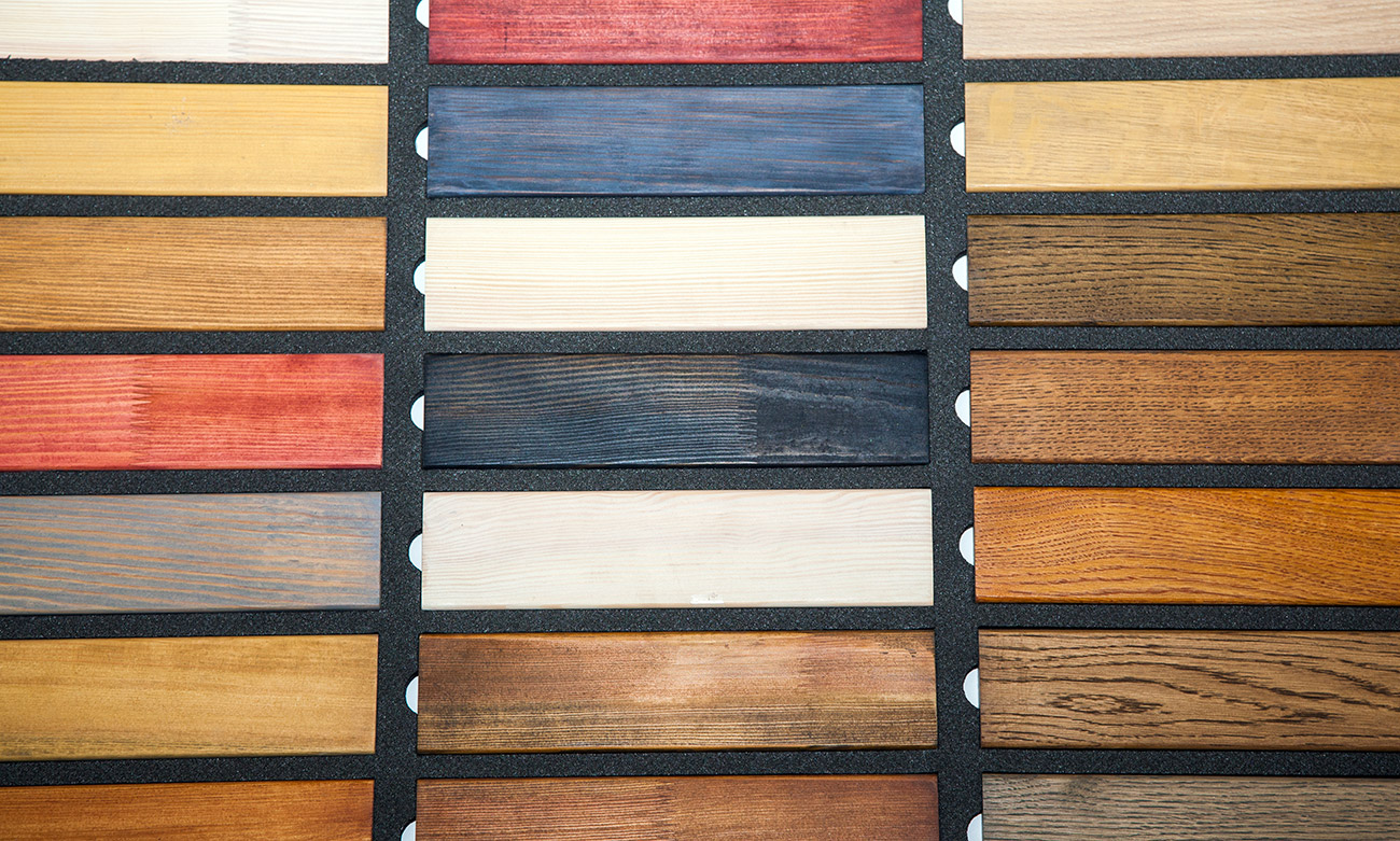 Diferentes acabados en madera para armarios empotrados